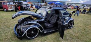 Black Volkswagen at Dub Splash